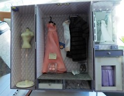 liz taylor purple trunk 2 inside